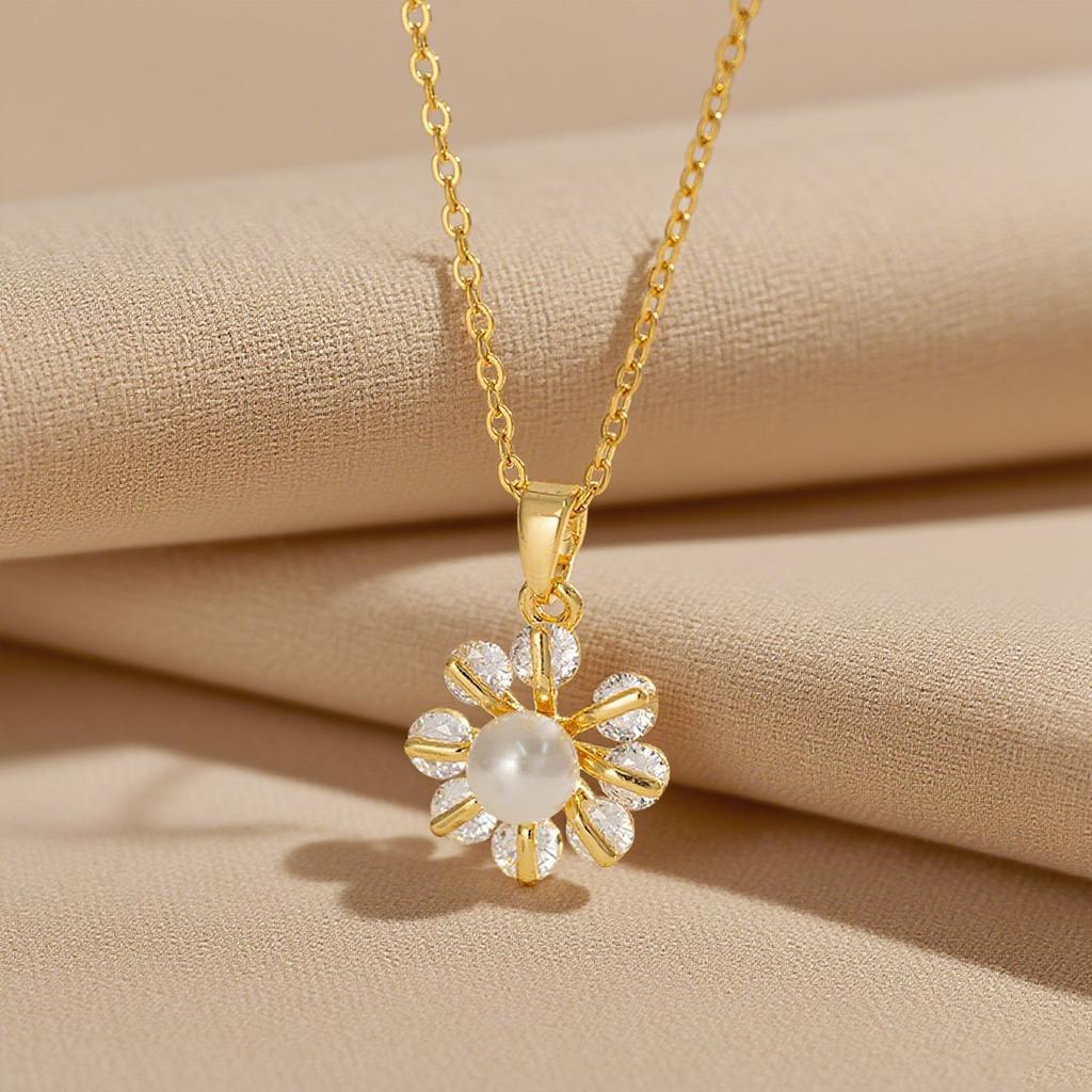 New Versatile Light‑Luxury Flower‑Pendant Women Necklace, Niche‑Designed High‑End Stylish Collarbone Chain