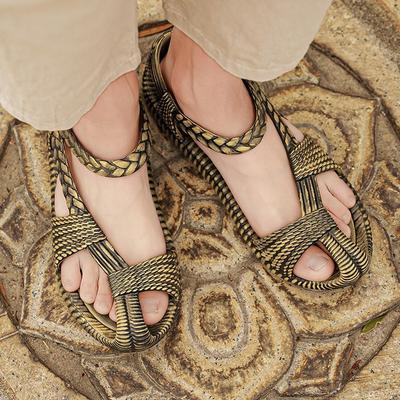Summer New Casual Beach Sandals Breathable Outdoor Hiking Shoes Lightweight Large Size Wading Shoes