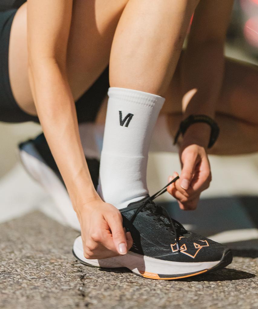 Leonigseu Shield Socks White
