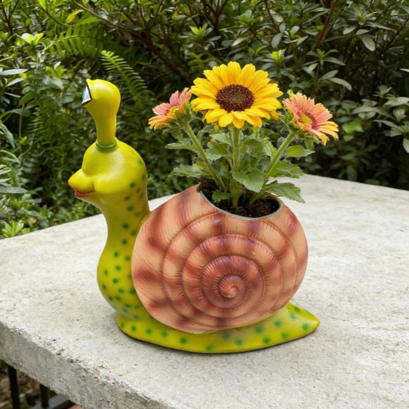 Snail flower pot courtyard garden outdoor green plant creative cartoon home office decoration vase ornament resin