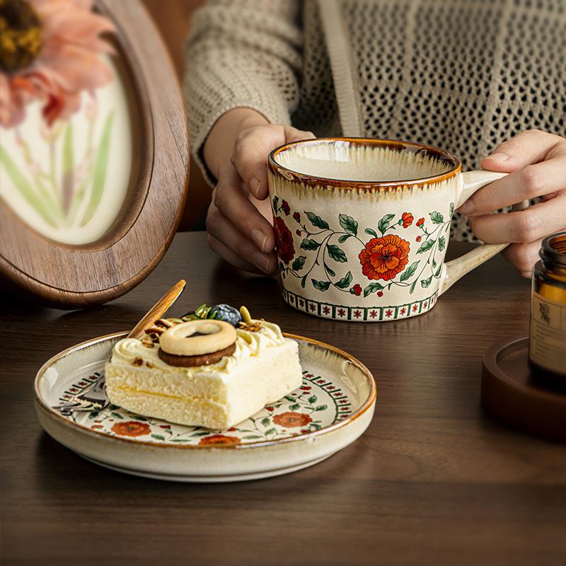 Retro Ceramic Coffee Cup and Saucer Creative Floral Mug Exquisite Afternoon Tea Flower Tea Coffee Latte Cup Breakfast Milk Mug