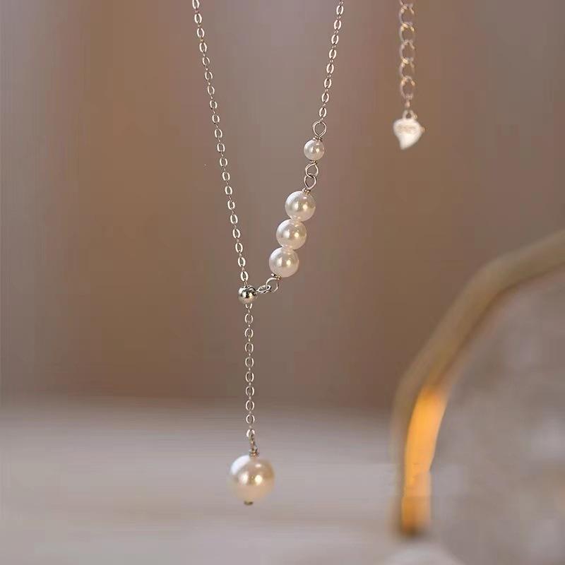 2023 New Niche Design 925 Sterling Silver Pearl Necklace - Light Luxury Clavicle Chain for Women