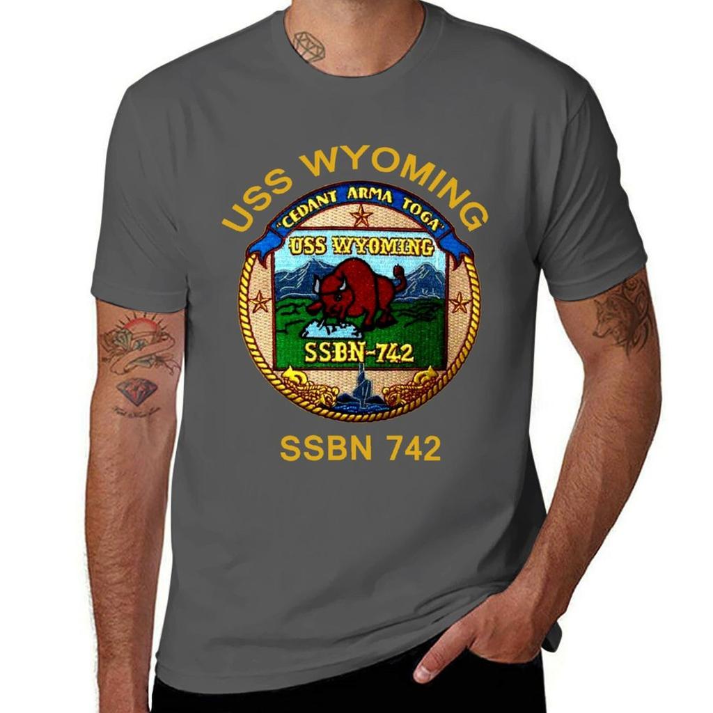 USS Wyoming (SSBN742) Crest for Dark Colors TShirt Classic Graphic Short Sleeve Top