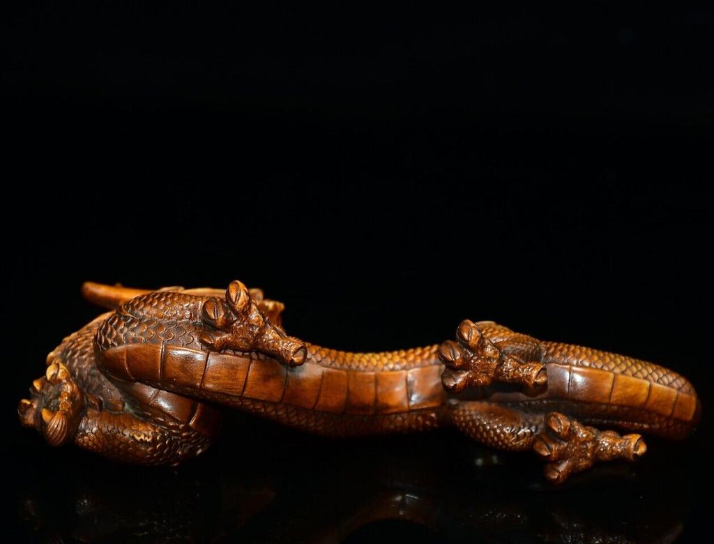 Chinese Antique Wooden Carvings Dragon Wood Carving Statue Oriental Home Decor