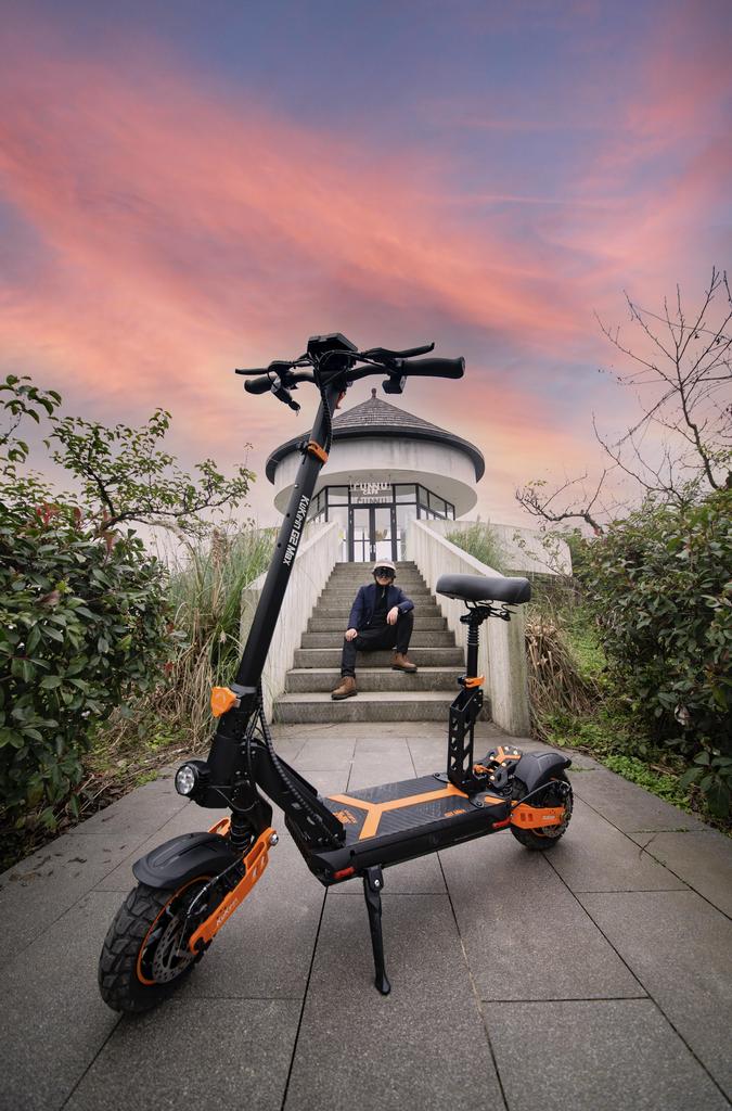 KuKirin G2 Max Electric Bicycle 1000W Motor 48V 20.8Ah Battery 70KM Range 10 Inch  Pneumatic Tires E-Scooter