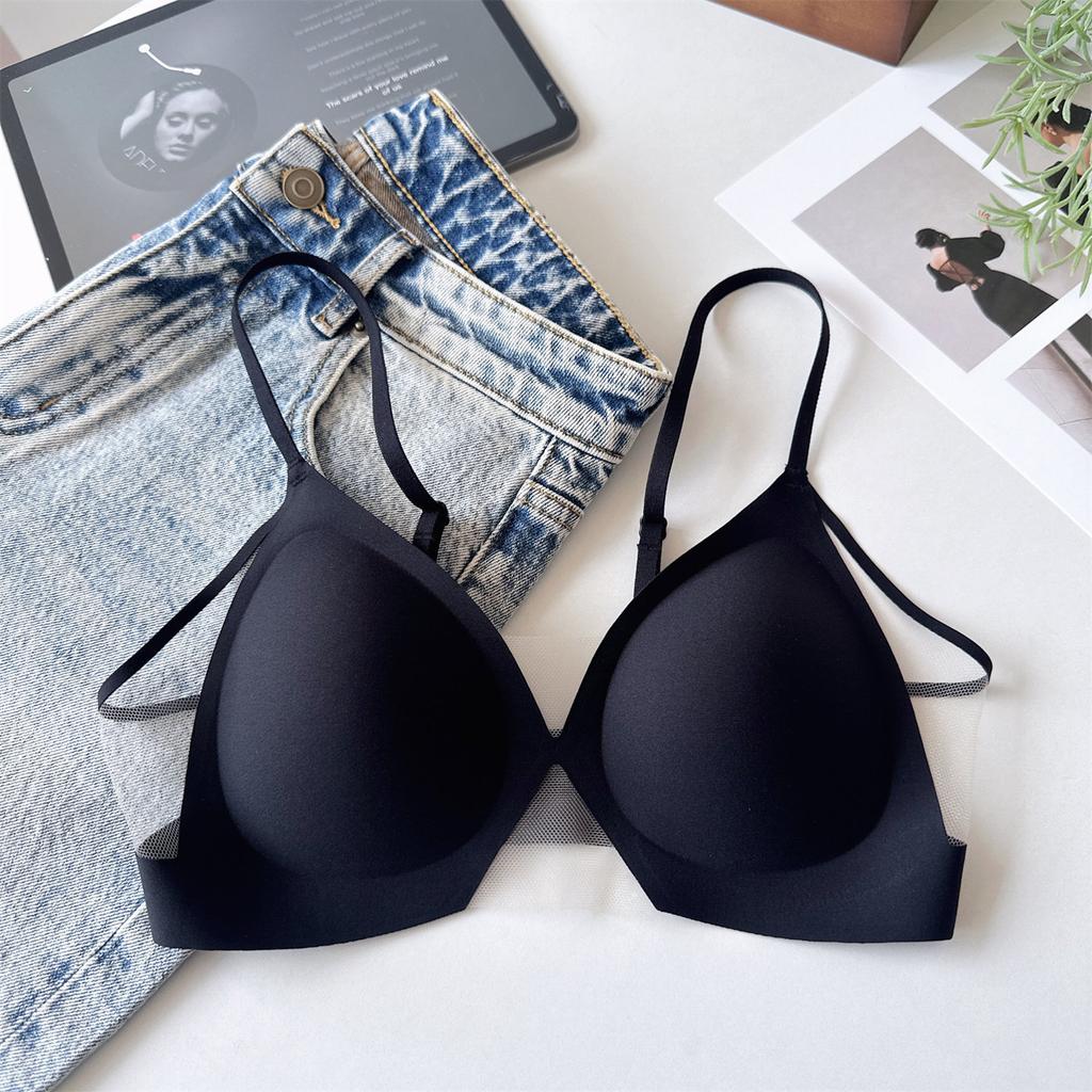 French Sexy Triangle Cup Tube Top Underwear Spring and Summer Light and Breathable Small Breasts Gather Bra Without Steel Ring Invisible