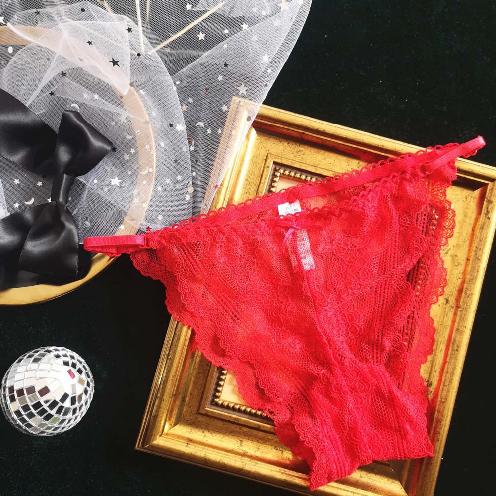 Sexy Female G-String Embroidered Intimates Mini Bow Underpants Thong for Women Lace Panties