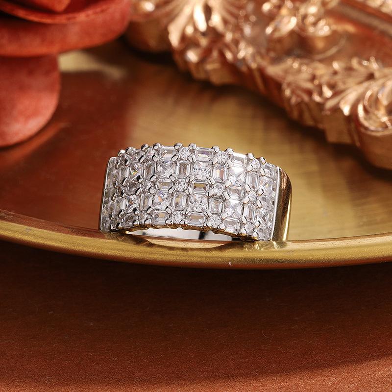 Sparkling Ladies Fashion AAA Zircon  Silver Ring Zircon Ring Engagement Anniversary Sterling Silver  Senior Lady Ring