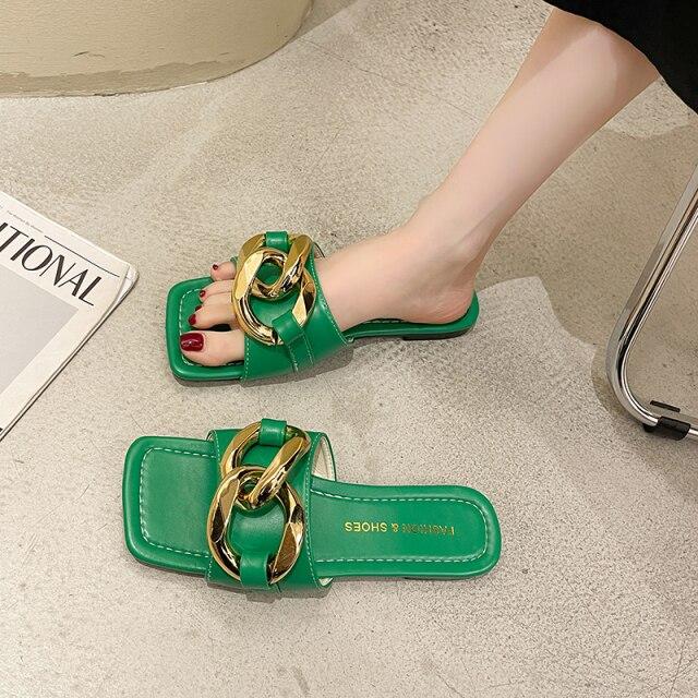 Новые тапочки женская обувь женские шлепанцы высокого качества женская обувь модный дизайн туфли на плоской подошве с металлической отделкой женские тапочки 40 зелёный 3223₽
