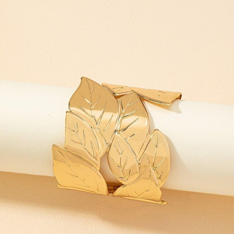 Copper Color Leaf Shape Cuff Bangle For Women Gold Color Leaves Hinge Bangle Vintage Girls Party Jewelry Street Wear Accessories