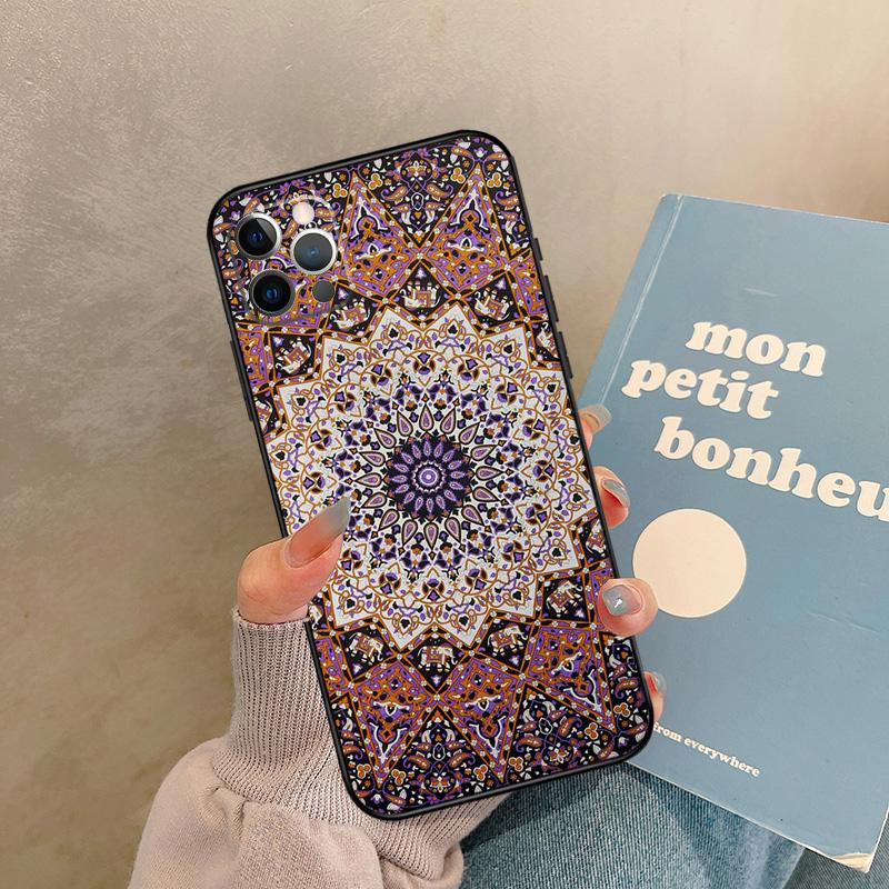 Indian Mandala Pattern Case For iPhone 17 Air 15 14 13 12 11 16 Pro Max 13 mini XR 15 16 Plus 16e Back Cover Shell
