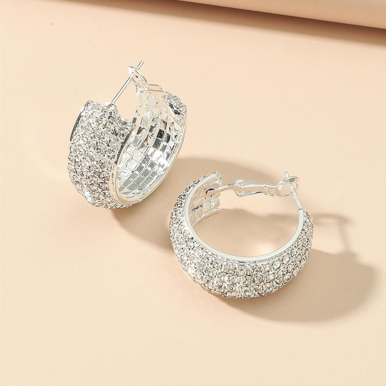 

Преувеличенные очень широкие серьги с кристаллами, круглые кольца со стразами, сверкающие бриллианты, серьги-звезды, роскошные женские серьги, 1 пара