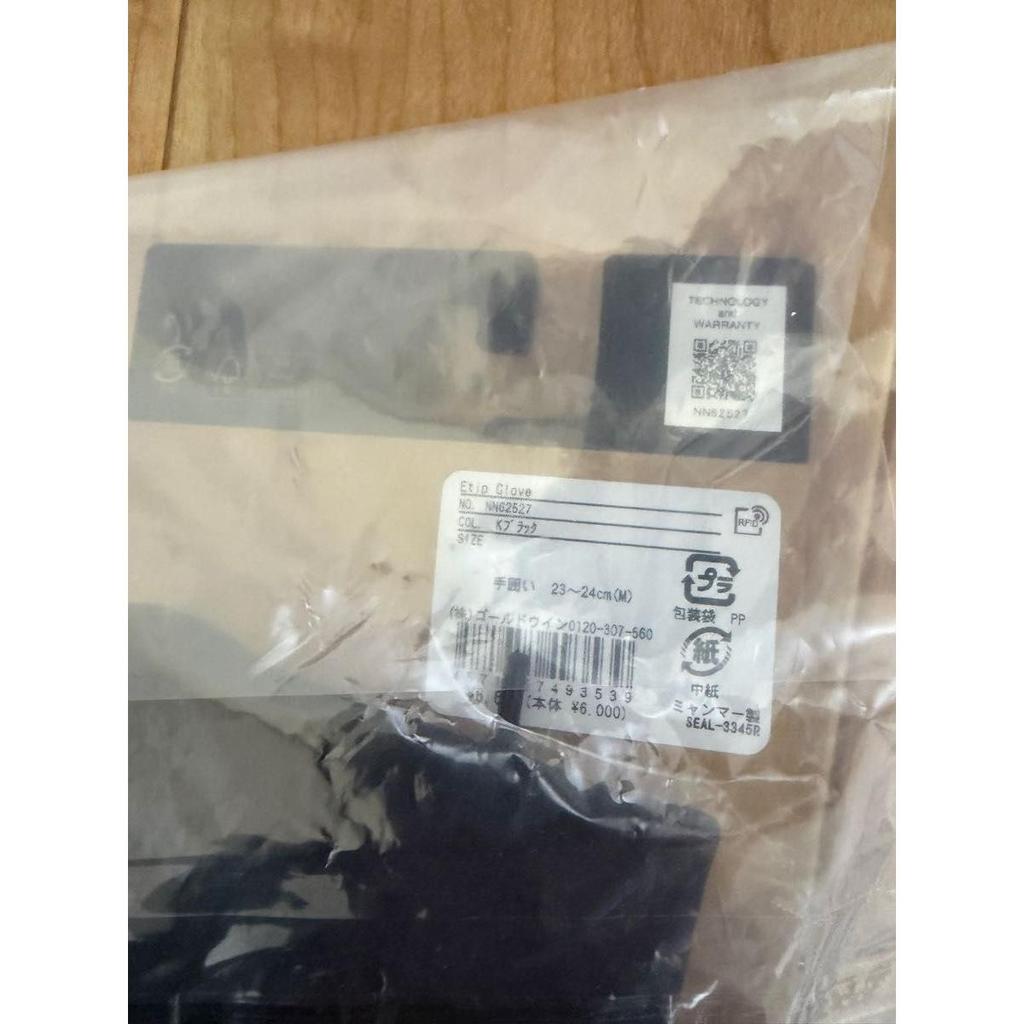 Used New The North Face Etip Gloves NN62527 Black M Size Authentic Gloves for Men and Women