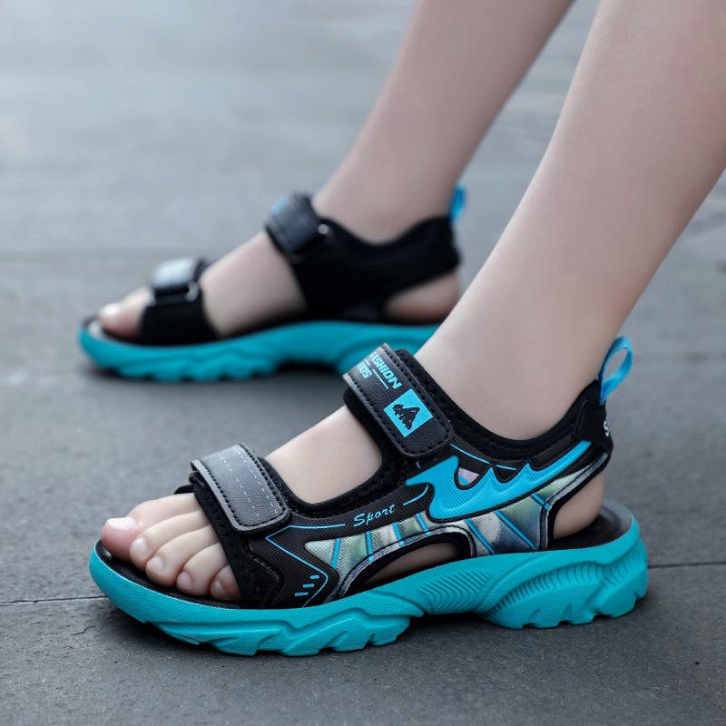 Boys sandals 2025 summer new middle and older children open-toed soft sole lightweight Velcro air cushion casual beach shoes tide