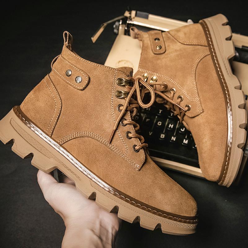 Men's British Style Mid-Top Martin Boots, 2024 Winter Edition: Versatile, Thick-Soled, Plus-Velvet Desert Work Shoes.