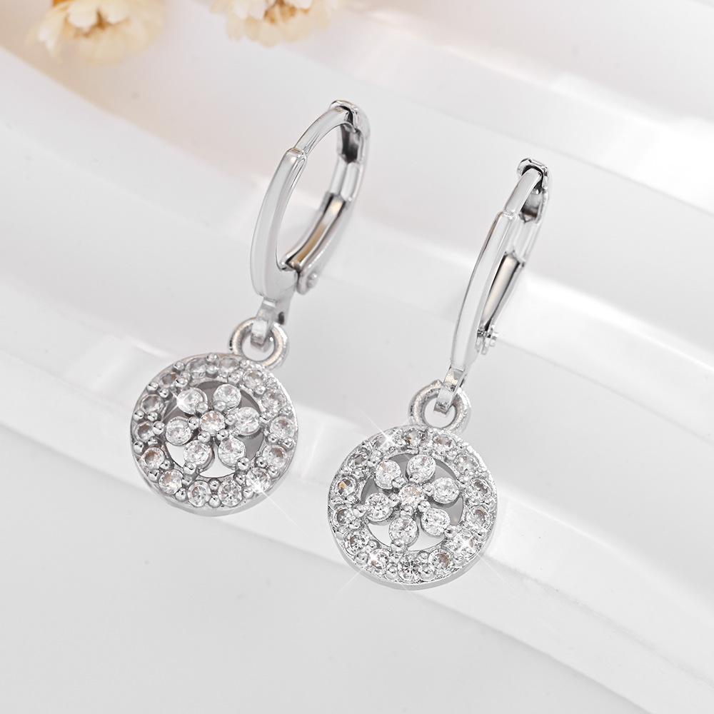 

Gold-Plated Zircon Geometric Round Pendant Earrings серебряный