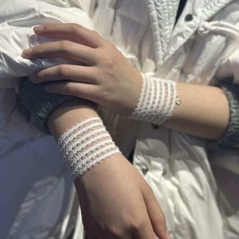 Elegante Zierleiste Verzierter Handgelenkstütz-Flexibles Bündchen Rutschfest Plan Ständig Tragen