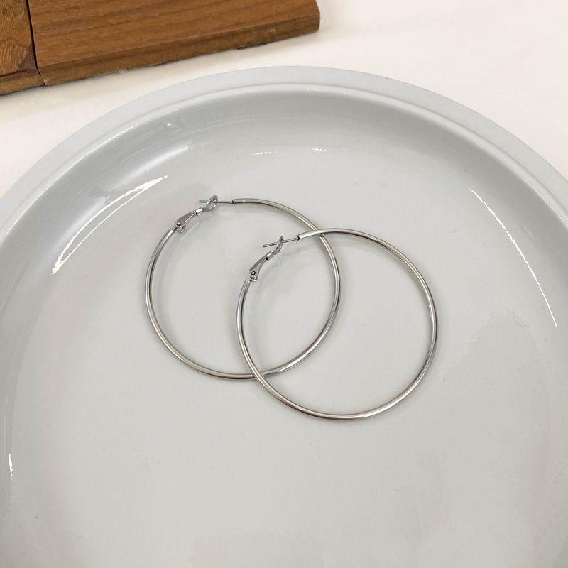 New Arrival Fancy Elegant Earrings Circle Titanium Steel Color Retention Exaggerated Fashionable Minimalist Big Circle Earrings Fashion Ring