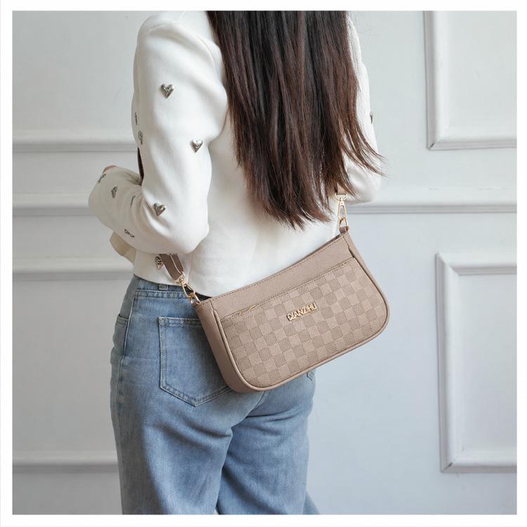 2026 Women's Versatile Plaid Crossbody Moon Bag - Large Capacity, Stylish for Middle-aged