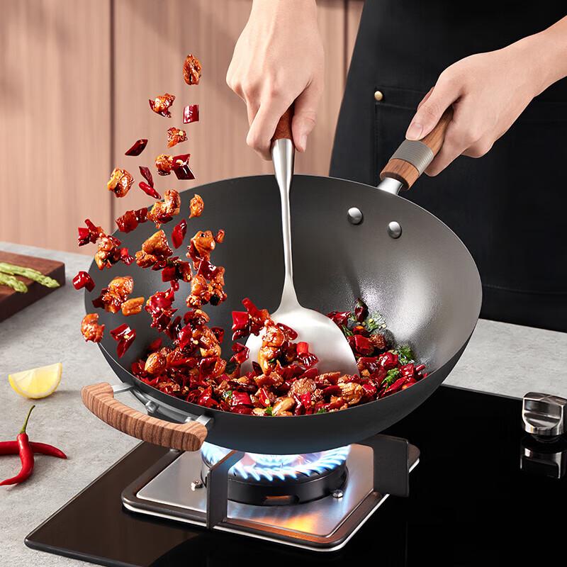 Supor True Rust-Proof Titanium Iron Wok