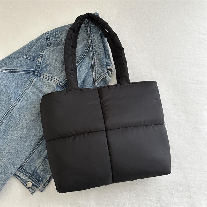 

Интернет-знаменитость, высококачественная нейлоновая сумка Cloud, милая универсальная сумка-тоут, ленивая, большая вместительная сумка через плечо