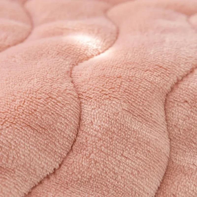 Wavy Shape Milk Velvet Sofa Cover Cushion Solid Color Warm Sofa Cover Non-Slip Living Room Decorative Sofa Soft Backrest Towel