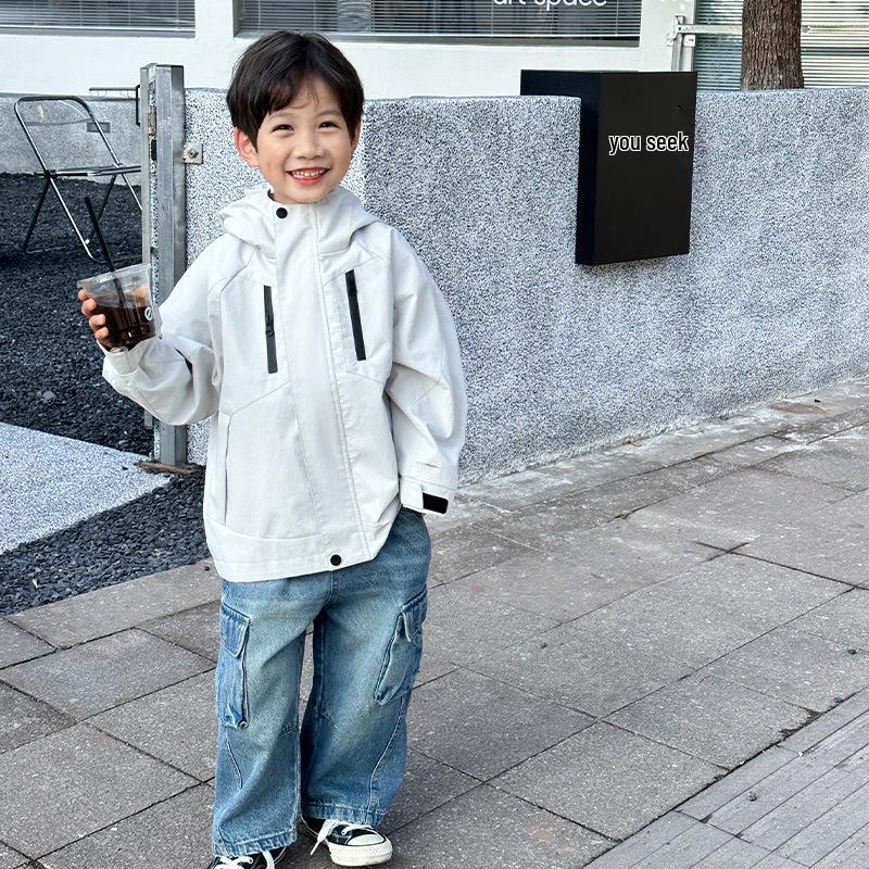2025 Spring & Autumn Boys' Cargo Jeans: Trendy, Loose-Fit, Casual Long Pants for Kids