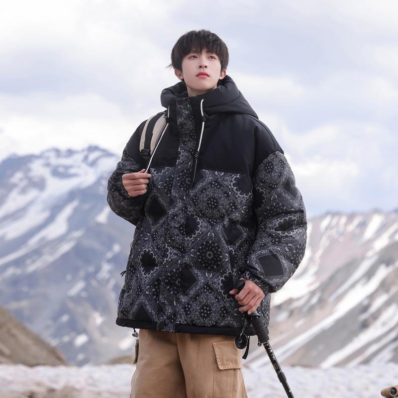 

Зимняя новая куртка с капюшоном на белом утином пуху, с принтом граффити с буквами, контрастного цвета, молодежная популярная теплая куртка M