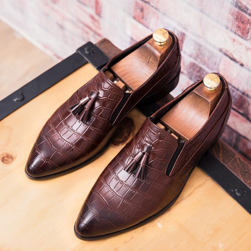 Men's shoes spring breathable fringed leather shoes men's British style business small leather shoes trend one pedal casual shoes