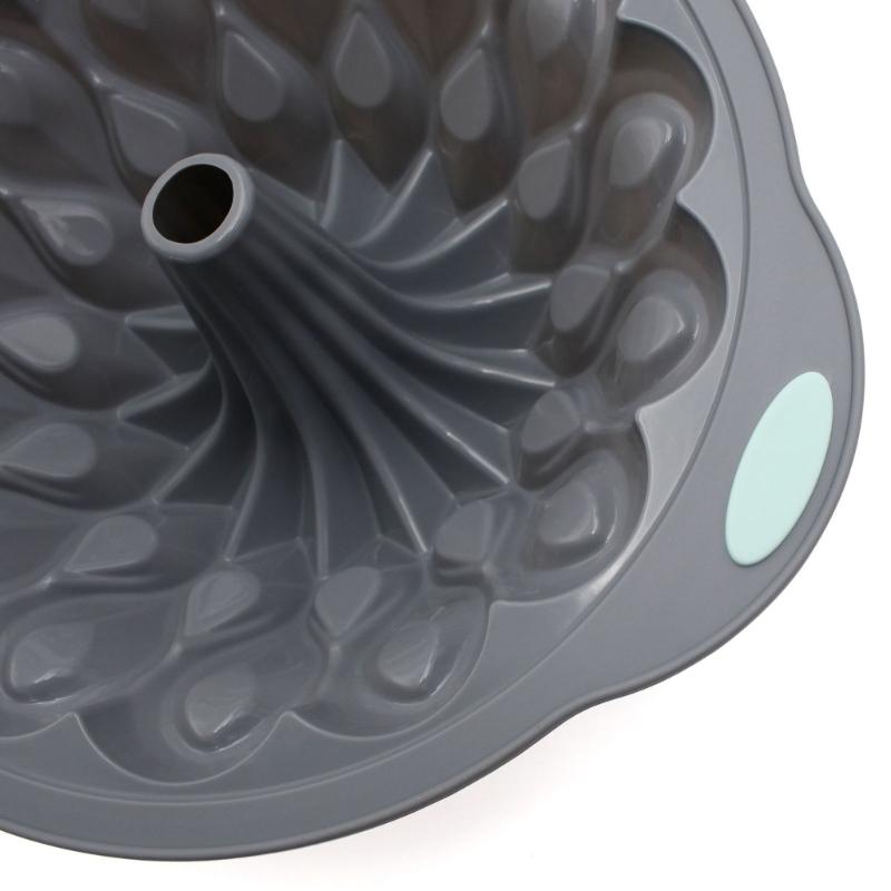 Family Size Gugelhupf Form Simple Cake Tray Unique Baking Moulding Tin Flexible Cake Mold