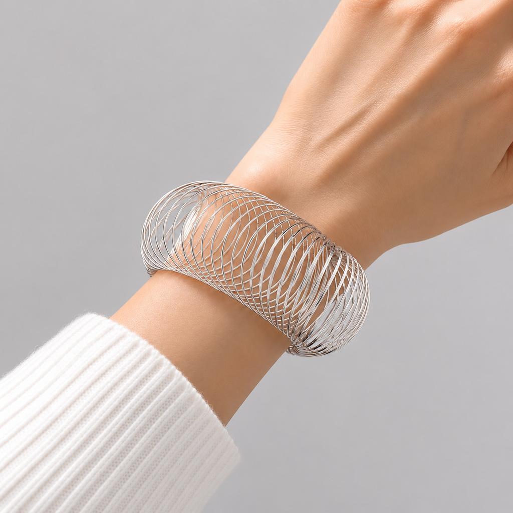 Xiyin TEMU Bestseller Persönlichkeit Geometrisch Rundes Armband Europäisch und Amerikanisch Übertrieben Elastisch Hohl Metall Wind Schmuck Damen