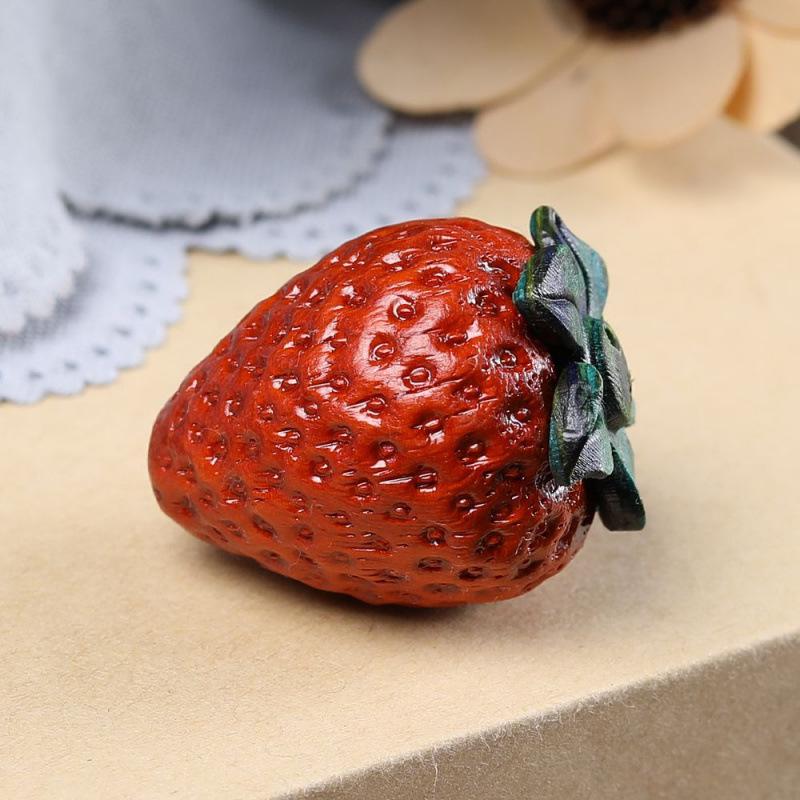 Yi Ming Xian Yuan Rosewood Strawberry Carving Mini Ornaments - DIY Accessories & Gifts