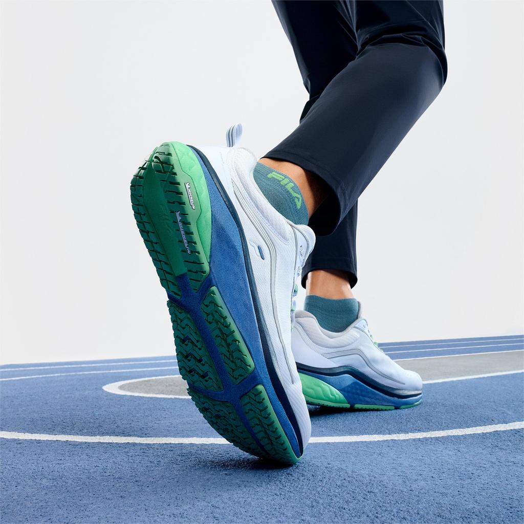 FILA SPDPANTHER2 Comfortable Versatile Soft Stretch Fabric Non-Slip Lightweight Low-Top Running Shoes Men sneaker White A12M421103FWG