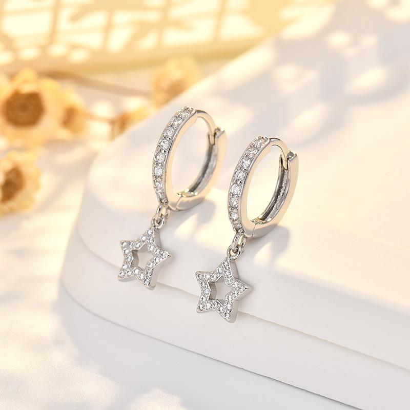 Ear Buckle High-end Five-pointed Star Earrings Fashionable and Elegant Light Luxury Ear Accessories