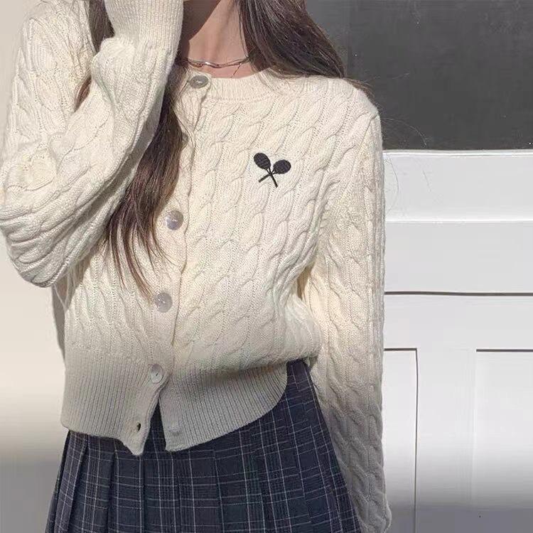 

Sweet Spring and Autumn Clothing Small Solid Color Long Sleeve Top Women s Slim Small Twist Crew Neck Knitted Cardigan 2044-73 (average size) білий