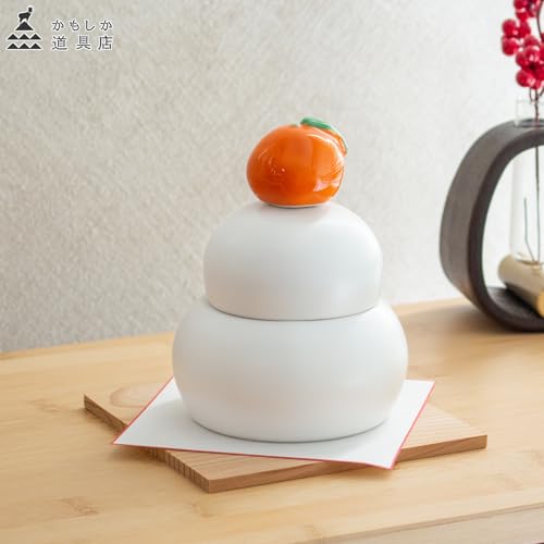 Kamoshika Tool Shop Ceramic Kagami Mochi with Orange - New Year's Decoration, Ceramic Kagami Mochi Ornament, Small Item Box, Made In Japan, Banko Ware