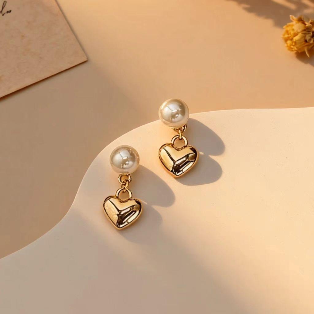 925 Silver Heart Pearl Stud Earrings - Elegant, Versatile Jewelry for Women