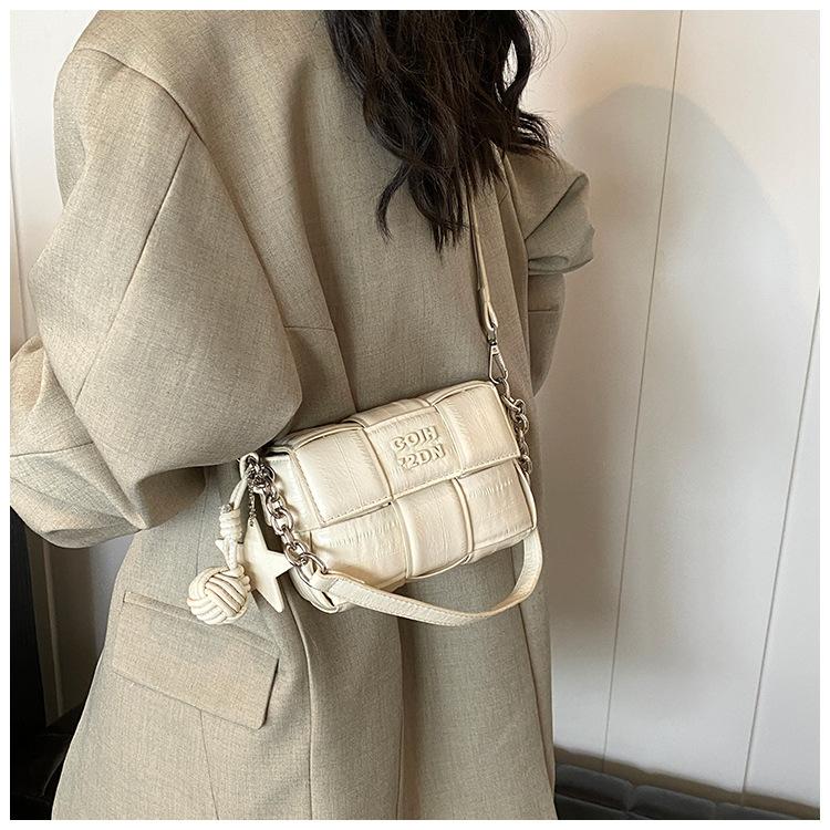 Sliver Square Bag 2026 Fashi Versatile Silver Shoulder Crossbody Bag Female Travel Shopping Bags Luxury Mobile Phe Bag