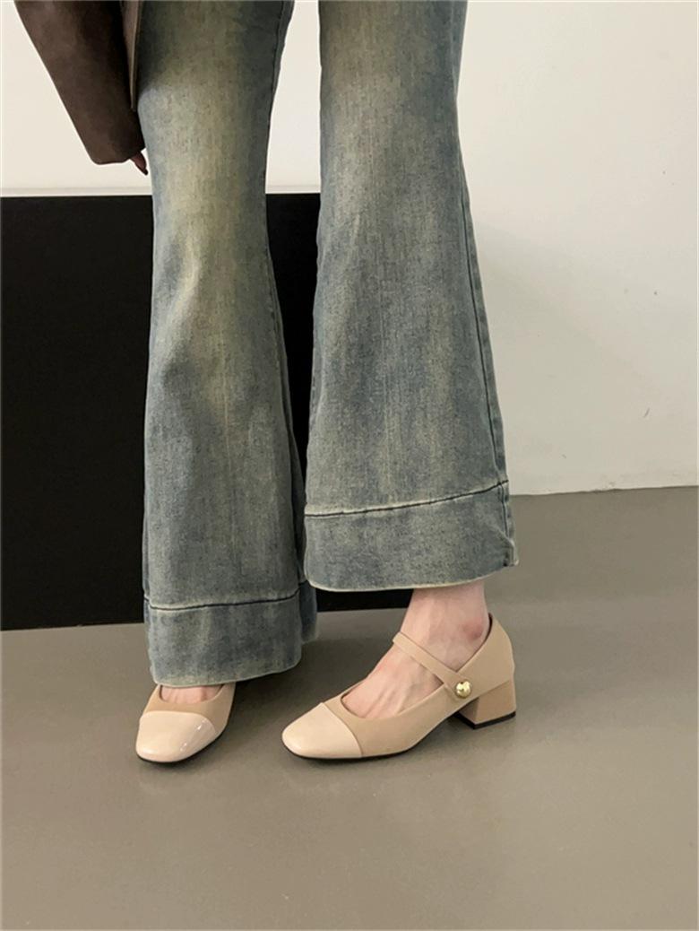 

2025 autumn new thick heel Mary Jane shoes temperament versatile French fashion model medium heel square head small leather shoes women 40