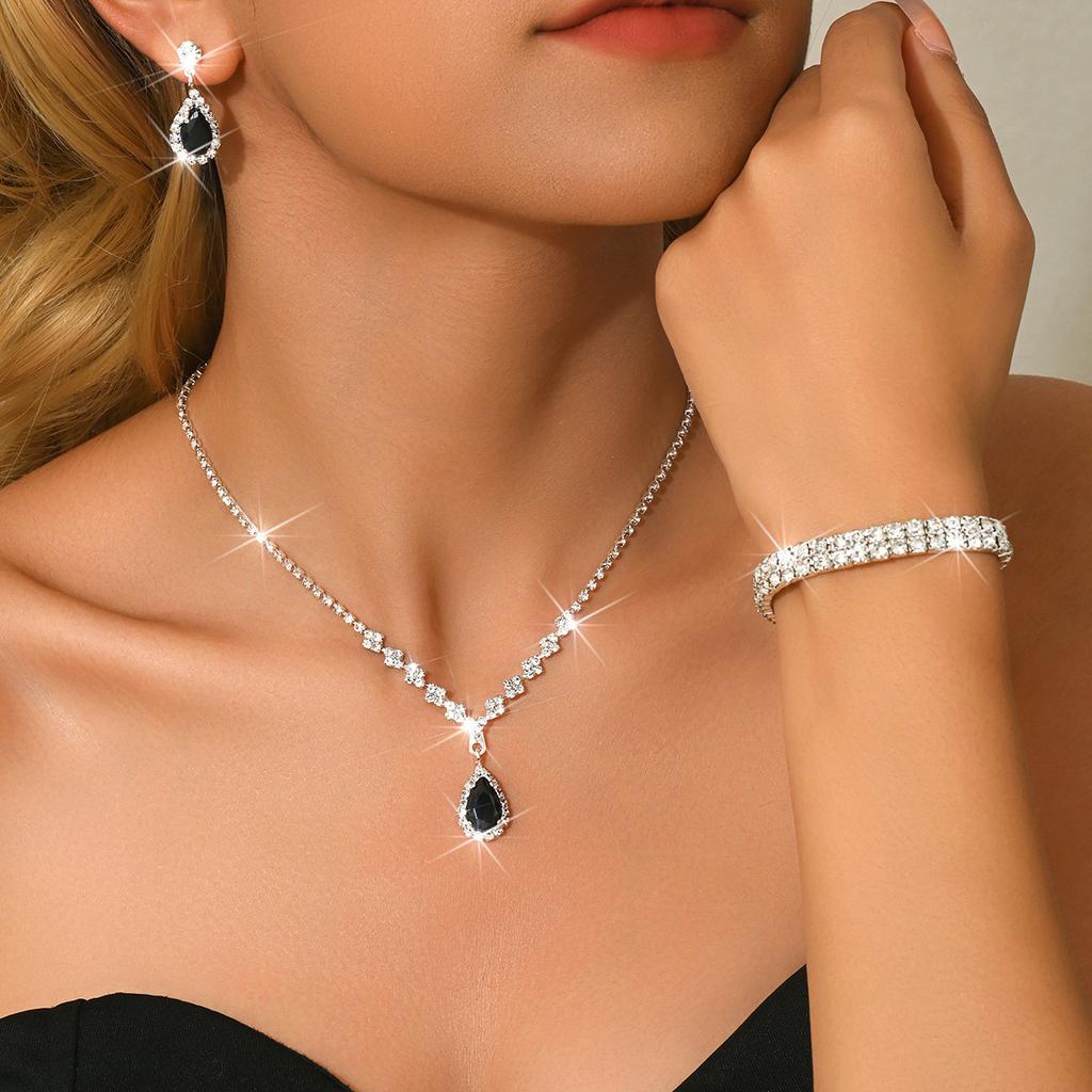 Water Drop Neck Chain Collarbone Chain Dinner Accessories Women'S Delicate Claw Chain Necklace Earrings Bracelet Set Four-Piece Set