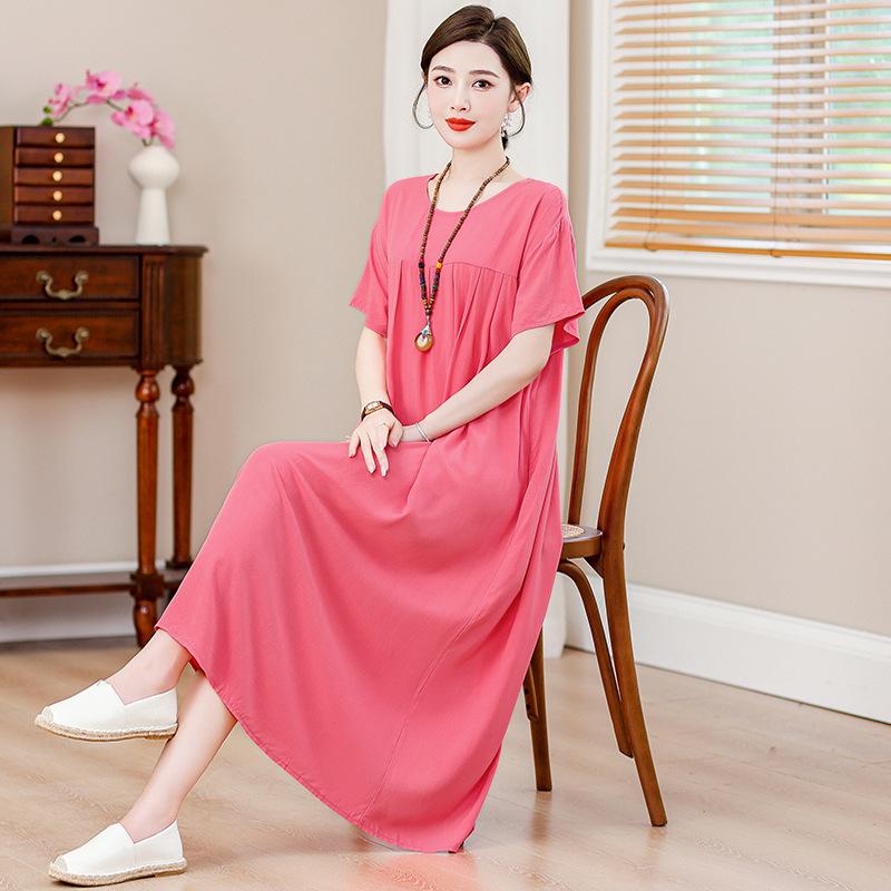 Letní dámské šaty nadměrných velikostí s lehkým, zralým a elegantním vzhledem, v prémiovém a elegantním stylu