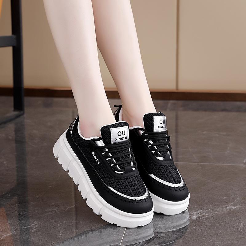 Spring mesh breathable outdoor board shoes women's thick sole lightweight simple casual shoes versatile sports running shoes