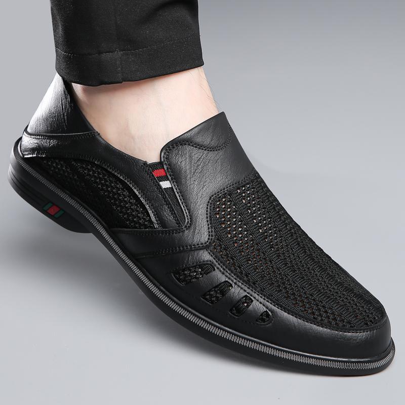 Breathable Cool Summer Mesh Leather Slip On Shoes Men Business Casual Soft Light Lazy Shoes Men Slip-On Hollow Out Loafers Shoes