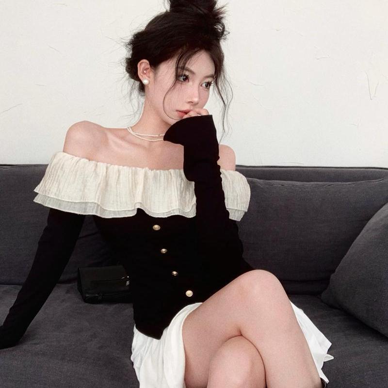 2KWEIRD Y2k Sexy T Shirt Women French Style Elegant Fashion Off Shoulder Crop Top Female Flare Sleeve Slash Neck Ruffle Slim Tees