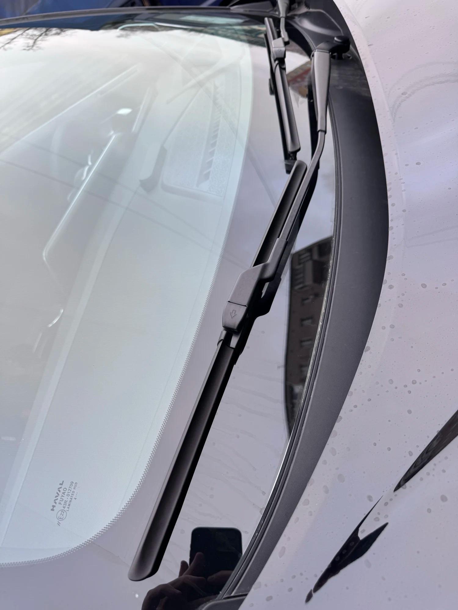 

LNJING цветные щетки стеклоочистителя для внедорожника Haval F7 F7X II 2018 2019 2020 2021 2022 2025 2024 автомобильные аксессуары красные желтые гибридные дворники Left-Hand Drive&Haval&F7 (F7X)&(II) 2024-Now чёрный