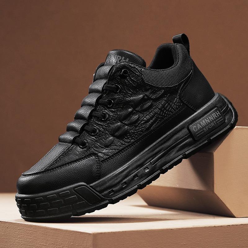 

Leather sneakers men s velvet board shoes student youth casual trendy shoes autumn and winter versatile men s shoes 2025 39