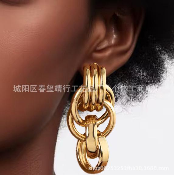 New trendy design sense geometric circle stud earrings niche retro cold wind temperament women s earrings batch