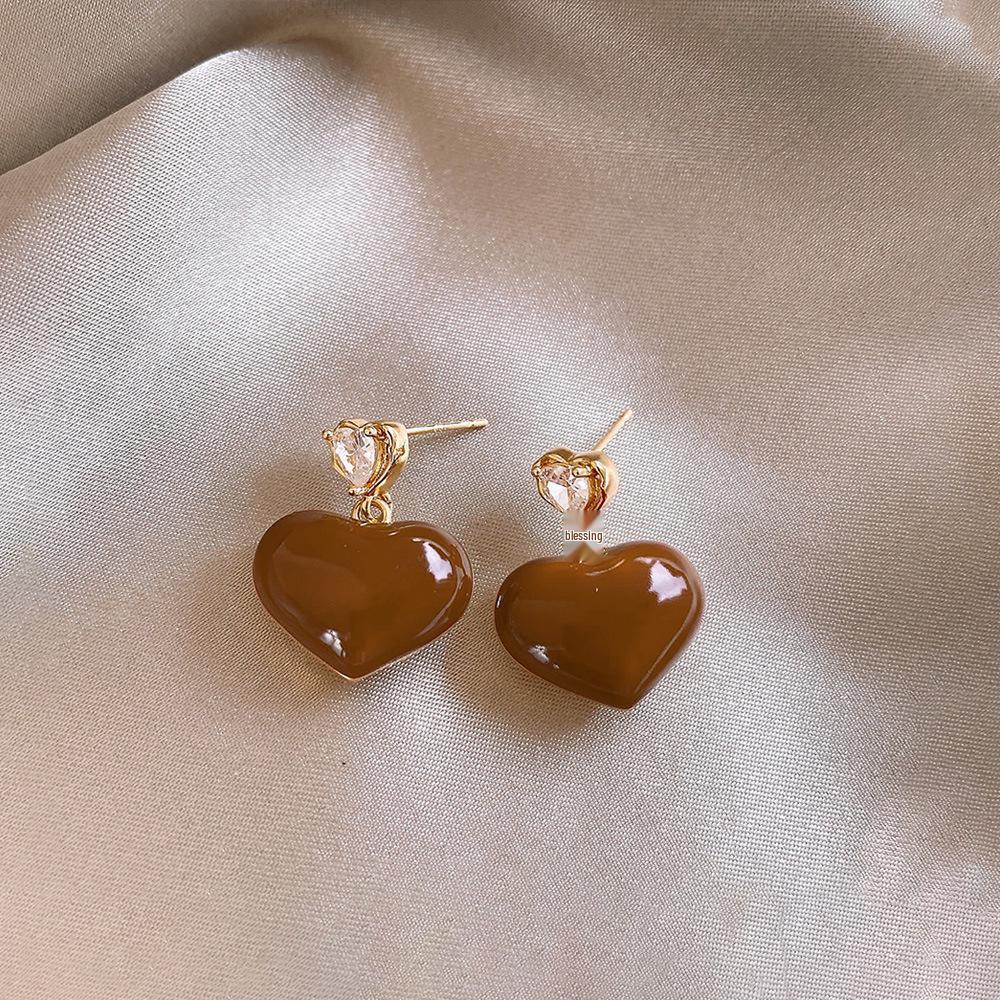 Silver Needle Clover Stud Earrings: Retro Hong Kong Style, Elegant and Fashionable Women's Luxury Jewelry.