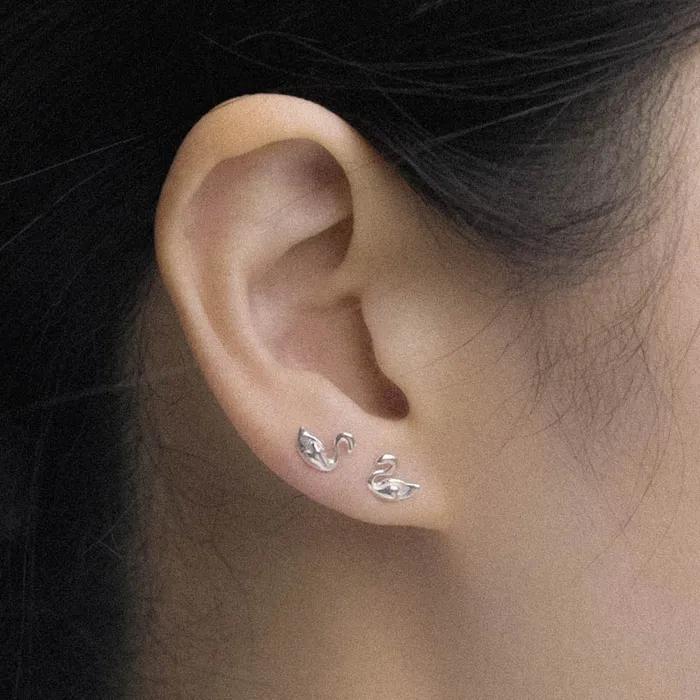 [SILVER] Swan Earrings