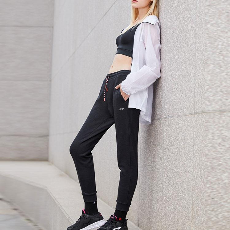 Li Ning Training Series Fleece Loose Cuffed Sports Pants Women Pants Standard-Black AKLQ612-1